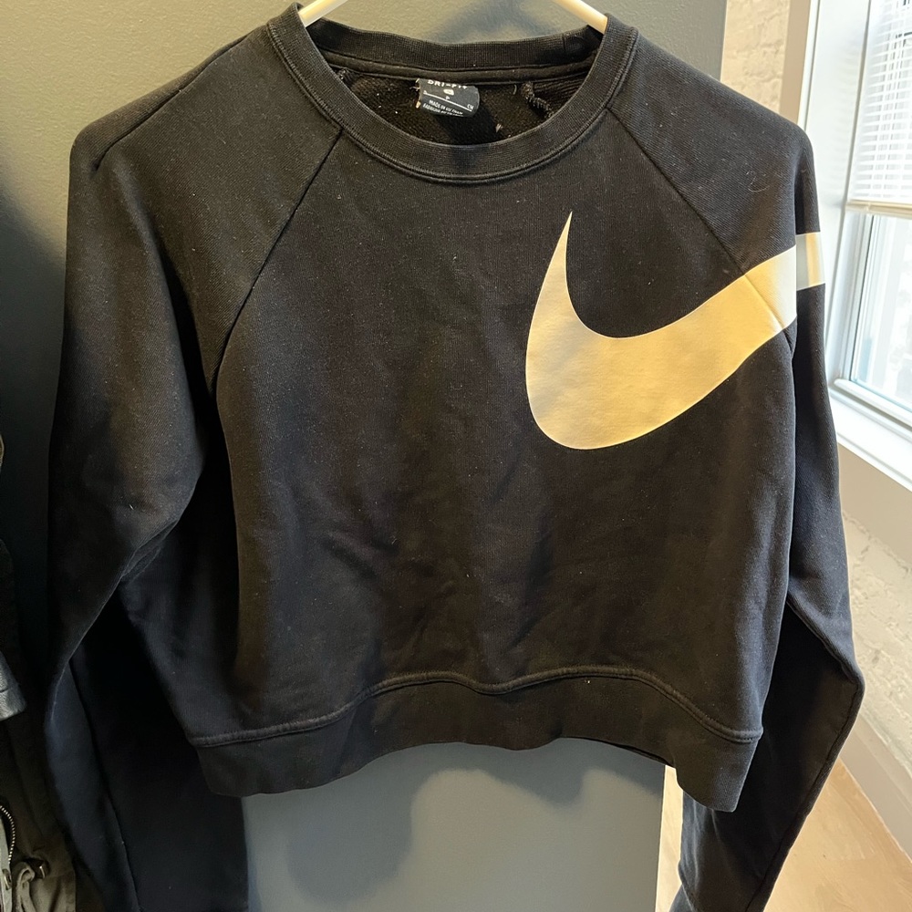 Nike crop sweatshirt